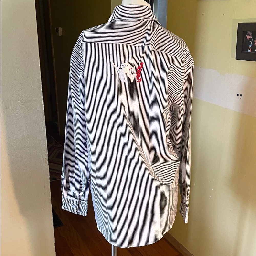 Las Olas Sassy Cat Striped Button-Up Shirt with Cat Embroideries and Bling - Picture 6 of 9